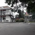 Crystal Inn