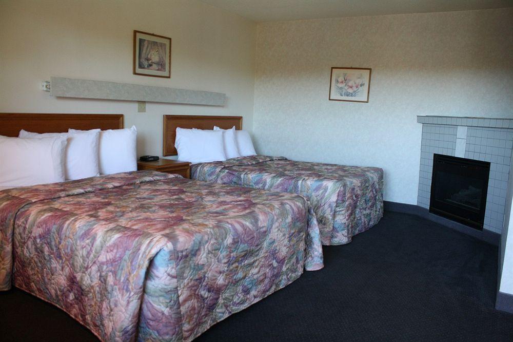 Crystal Motel 2*