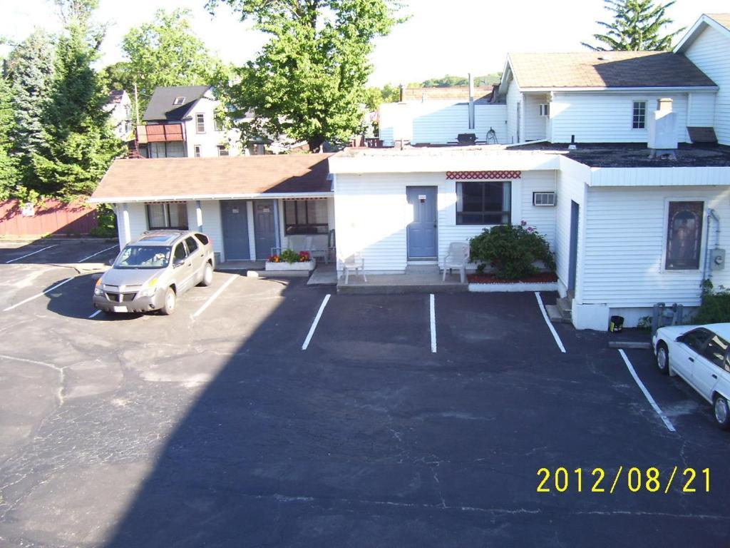 Crystal Motel Niagara Falls